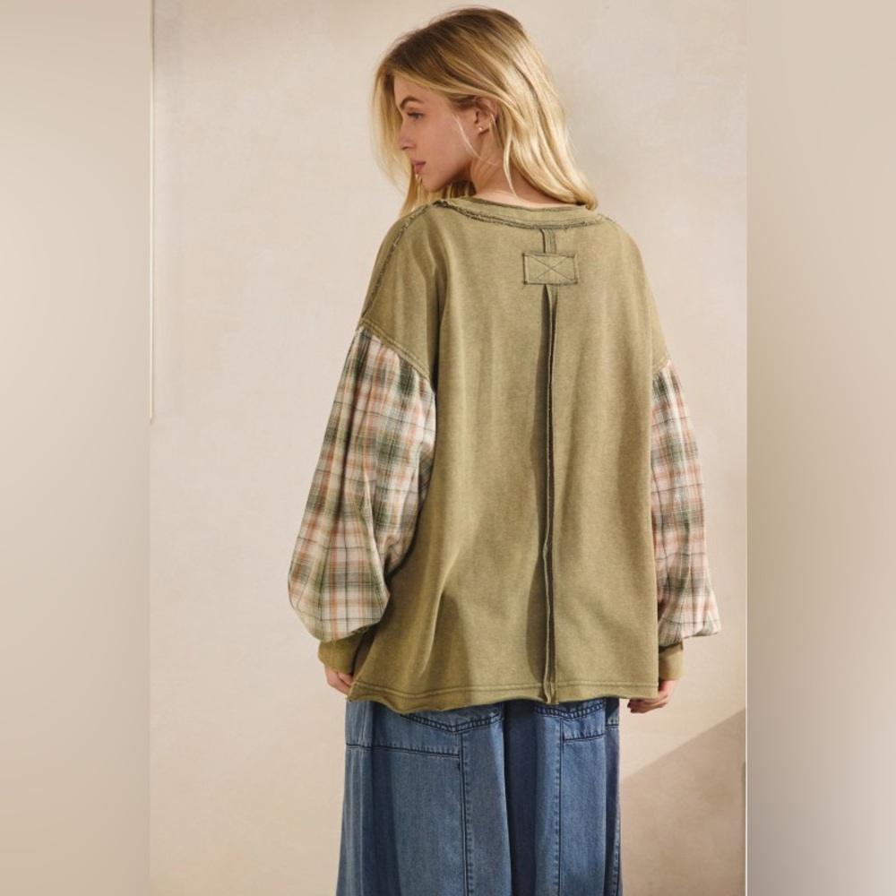 Sage + Fig Olive Pullover with Plaid Balloon Sleeves - Picture 5 of 7